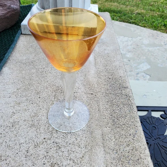 5 Wine/cordial Glasses 💙💛💜 - Picture 7 of 8